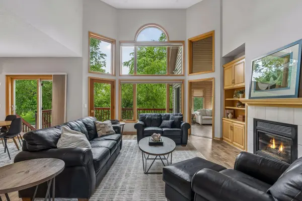 4130 Empire LN N, Plymouth, MN 55446