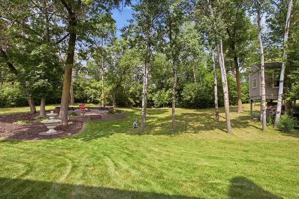 18615 Kanabec TRL, Lakeville, MN 55044