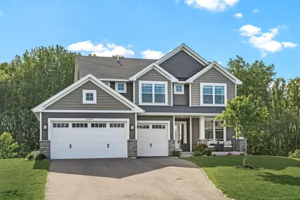 20490 Ginger CT, Lakeville, MN 55044