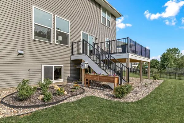 20490 Ginger CT, Lakeville, MN 55044