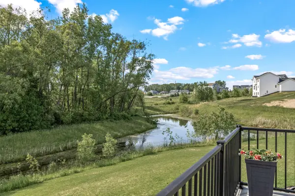 20490 Ginger CT, Lakeville, MN 55044