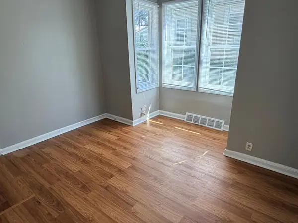 353 Lawson AVE E, Saint Paul, MN 55130