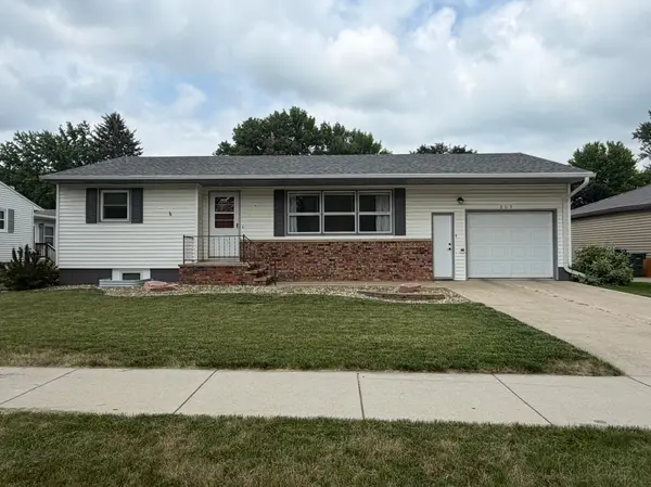 209 E Barck AVE, Luverne, MN 56156