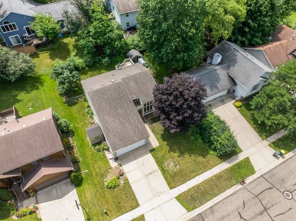 826 Northland PL NE, Rochester, MN 55906
