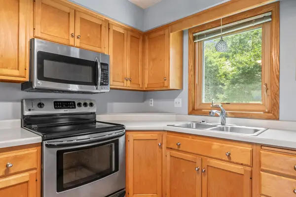826 Northland PL NE, Rochester, MN 55906