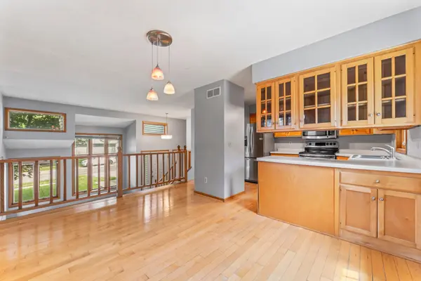 826 Northland PL NE, Rochester, MN 55906