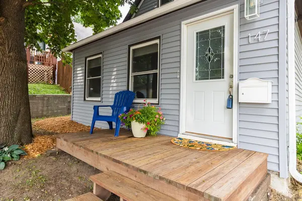 147 Lawson AVE E, Saint Paul, MN 55117