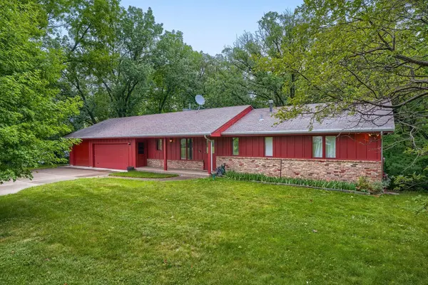 13151 Highway 13 S, Savage, MN 55378