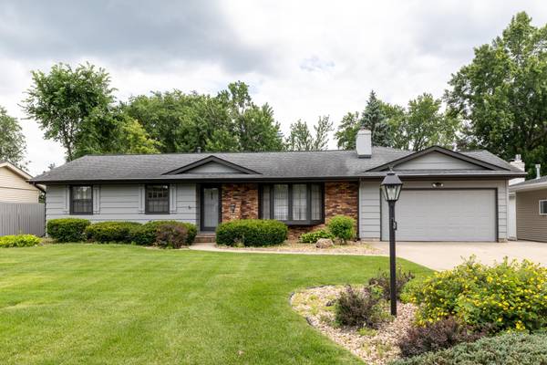 2309 W 95th ST, Bloomington, MN 55431
