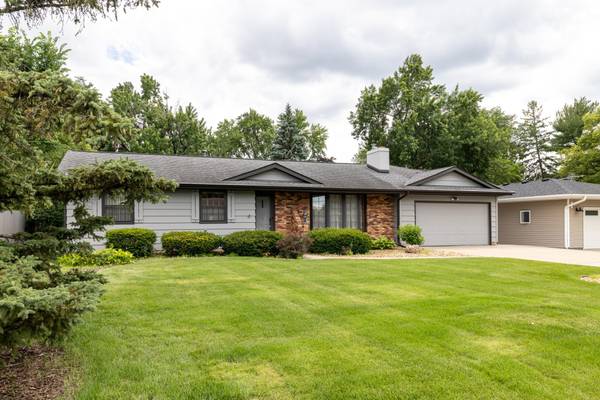 2309 W 95th ST, Bloomington, MN 55431