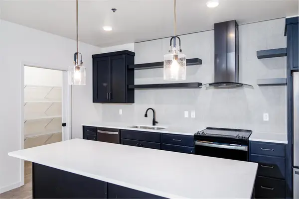 300 Main AVE #515, Fargo, ND 58103