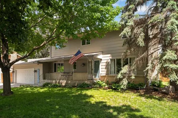 13513 Colfax AVE S, Burnsville, MN 55337
