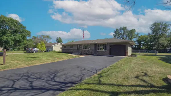 8440 208th ST W, Lakeville, MN 55044