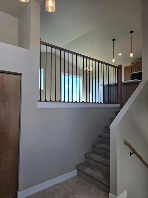 6727 Joseph ST, Horace, ND 58047