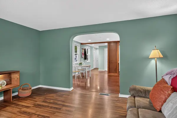 568 Western AVE N, Saint Paul, MN 55103