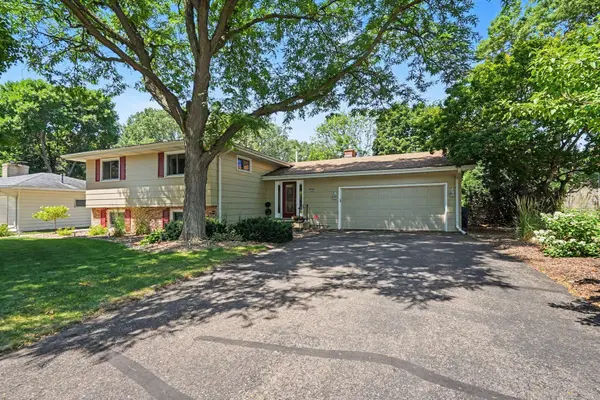 436 Rice Creek BLVD NE, Fridley, MN 55432