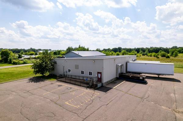 39724 Grand AVE, North Branch, MN 55056