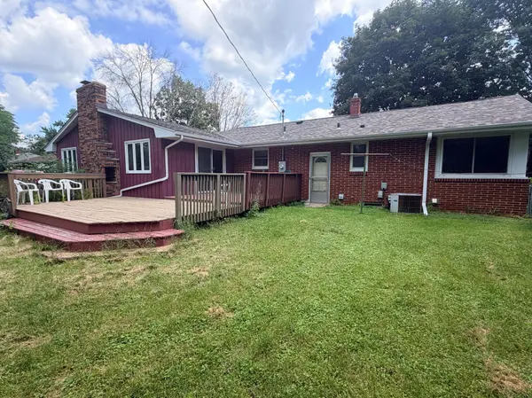 2597 Southlawn DR, Maplewood, MN 55109