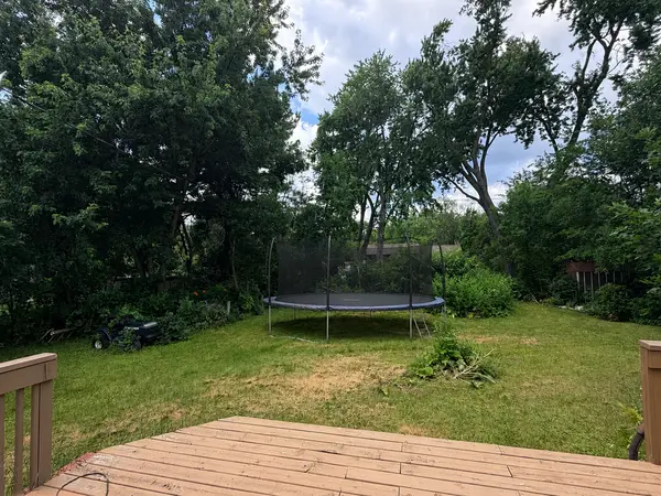 2597 Southlawn DR, Maplewood, MN 55109