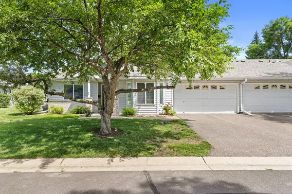 661 Belland AVE, Vadnais Heights, MN 55127