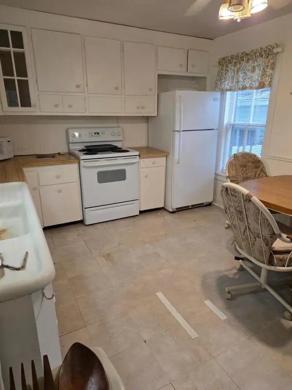 559 North ST, Anoka, MN 55303
