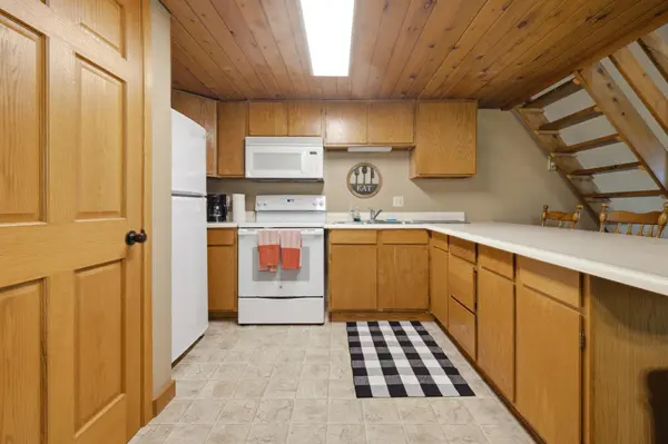 30325 N Pinewood DR, Breezy Point, MN 56472