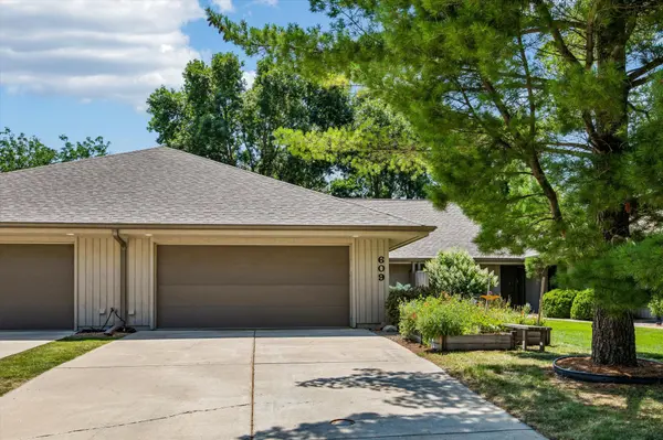 609 Meldahl LN, Northfield, MN 55057