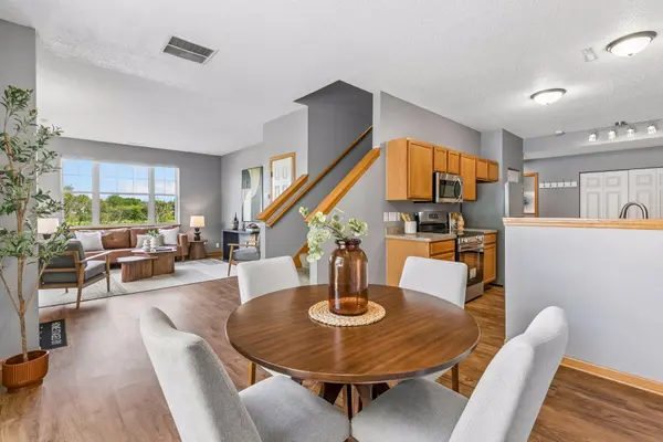 1020 Princeton AVE, Shakopee, MN 55379