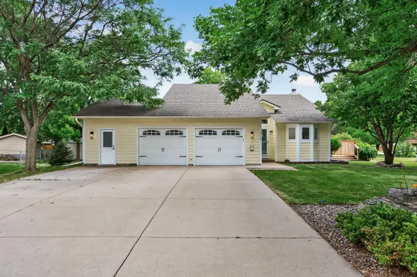 8116 122nd LN N, Champlin, MN 55316