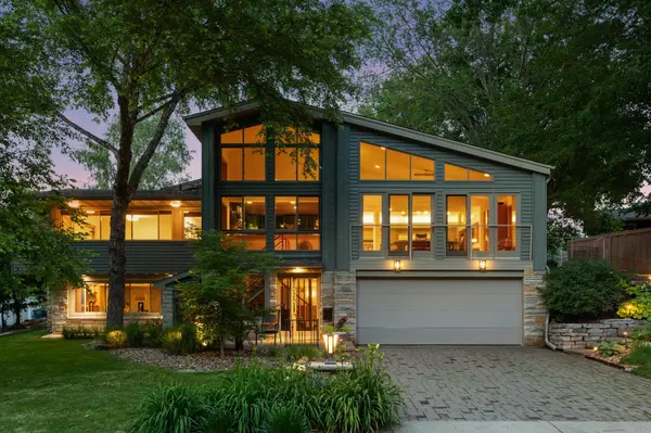 5020 Colonial DR, Golden Valley, MN 55416