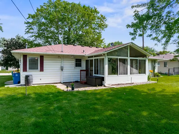605 14th ST NE, Owatonna, MN 55060