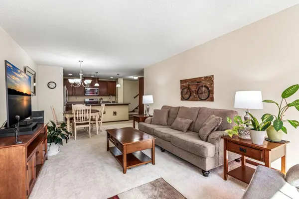 3375 Maureen LN, Stillwater, MN 55082