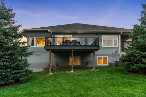 2519 Condon CT, Mendota Heights, MN 55120