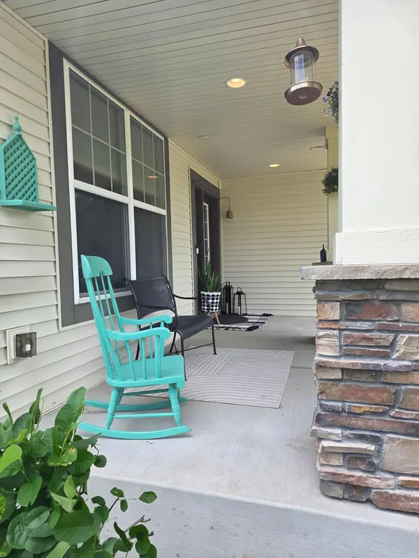 6348 Alvarado LN N, Maple Grove, MN 55311