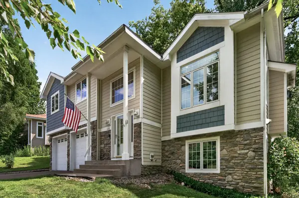 633 Burlington RD, Saint Paul, MN 55119