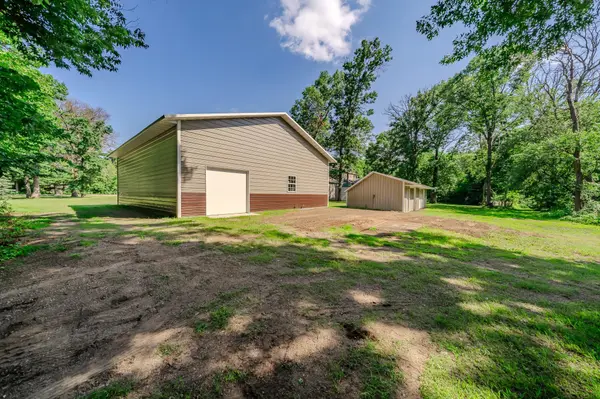 8750 E Beatrice DR, Clear Lake, MN 55319