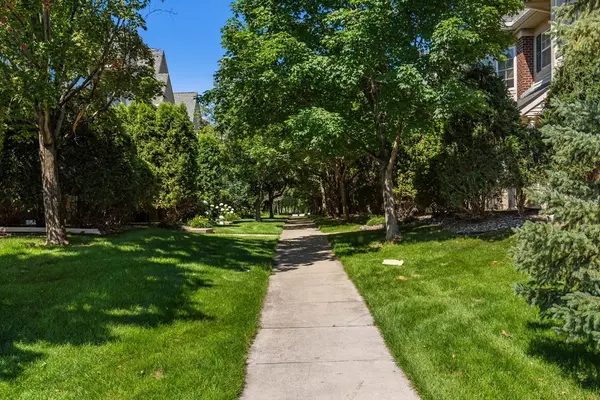 8499 Forestview LN N, Maple Grove, MN 55369