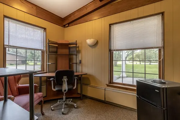 75 Teton LN, Mankato, MN 56001