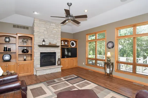 1150 Oakcrest DR, Sauk Rapids, MN 56379