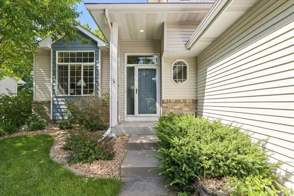 2813 88th AVE NE, Blaine, MN 55449