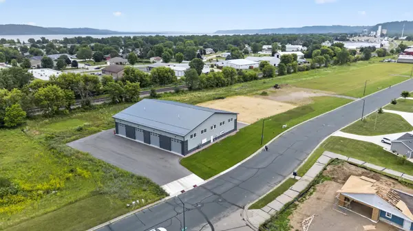 1200 N 10th ST, Lake City, MN 55041