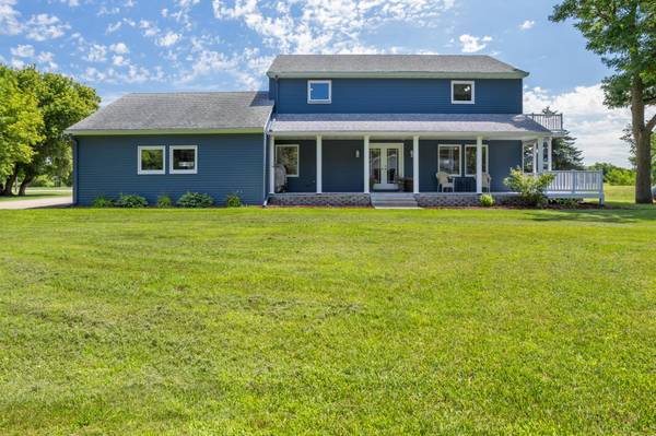 8010 182nd AVE SE, Wahpeton, ND 58075