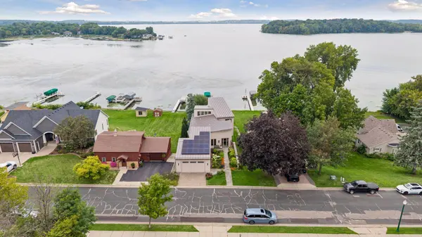 224 W Lake ST, Waconia, MN 55387