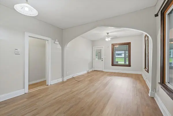 146 W Winter AVE, Elmwood, WI 54740
