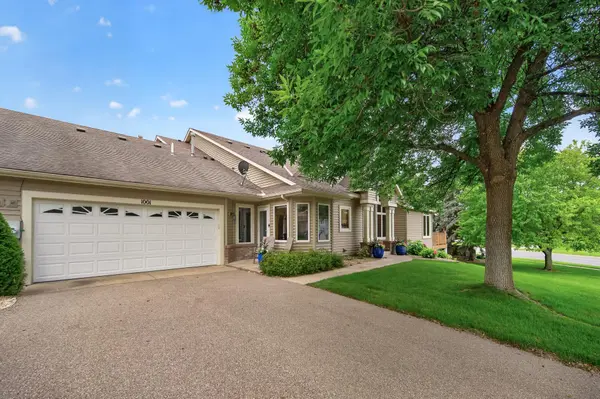 1001 E Travelers TRL, Burnsville, MN 55337