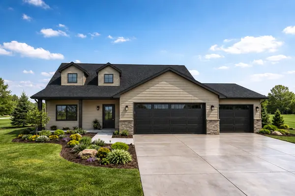502 15th ST NE, Dilworth, MN 56529