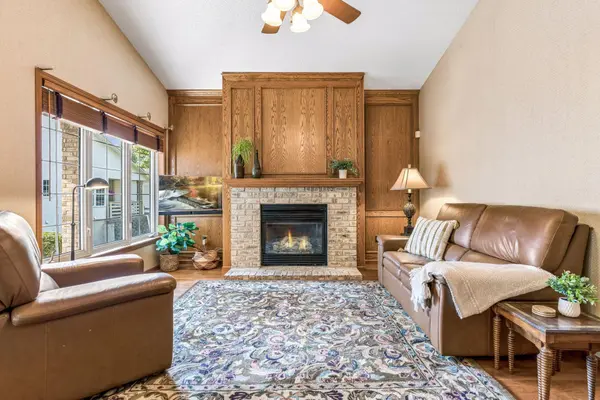 16355 42nd AVE N, Plymouth, MN 55446