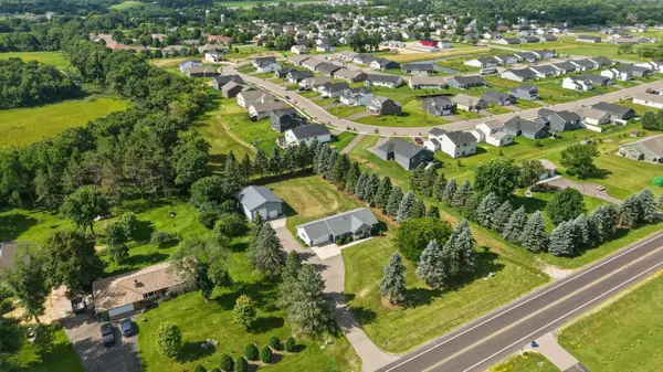 1423 County Road Gg, New Richmond, WI 54017
