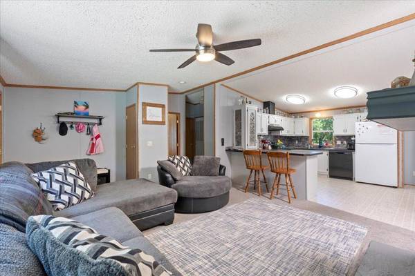 4684 Lower Ten Mile Lake RD NW, Hackensack, MN 56452