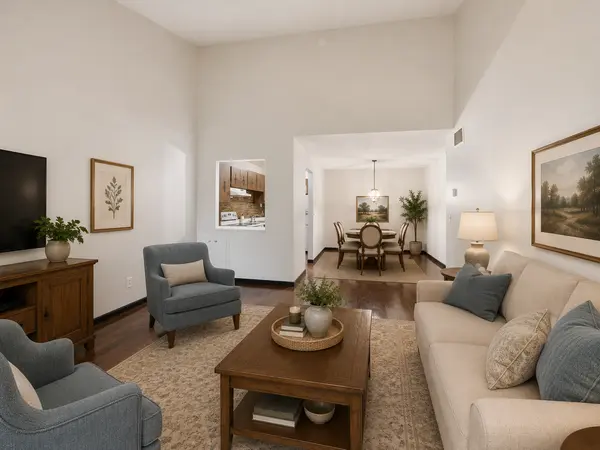 4120 Parklawn AVE #325, Edina, MN 55435